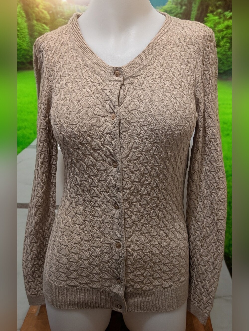 Suzy Shier Taupe Textured Button-Front Cardigan
